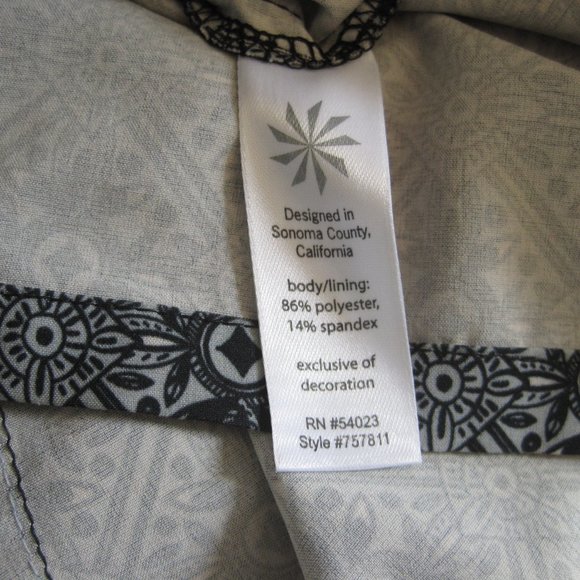 Athleta Whatever Skort Black & Gray Floral Diamonds Size 0 Tennis Golf Skirt - Picture 5 of 5